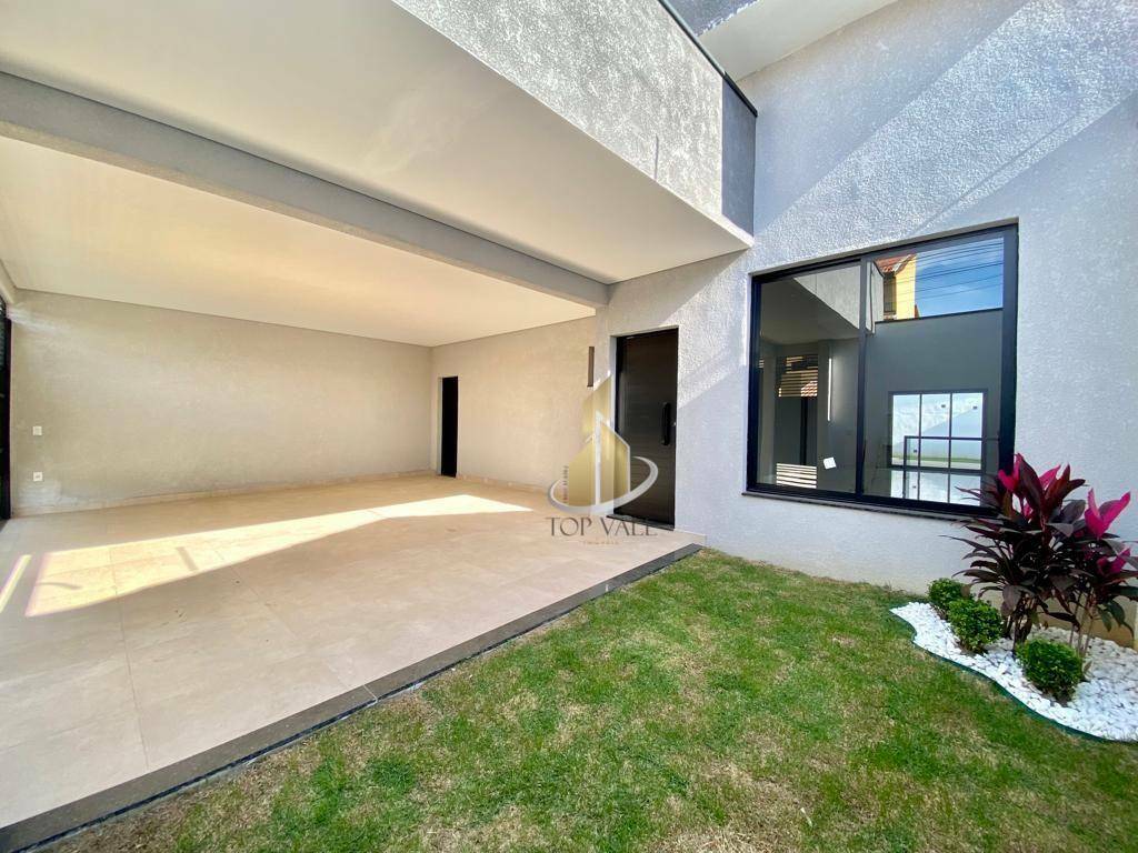 Casa à venda com 3 quartos, 170m² - Foto 2