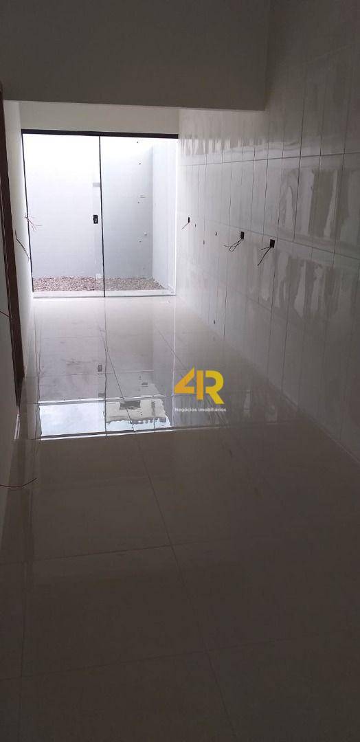 Casa à venda com 2 quartos, 58m² - Foto 13