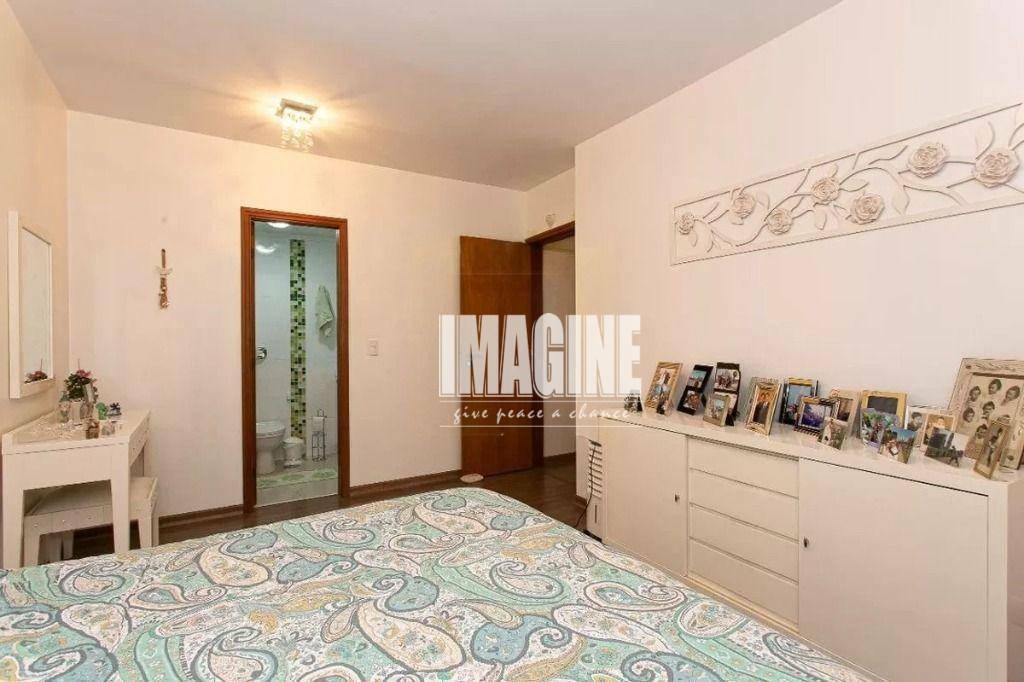 Apartamento à venda com 3 quartos, 107m² - Foto 7