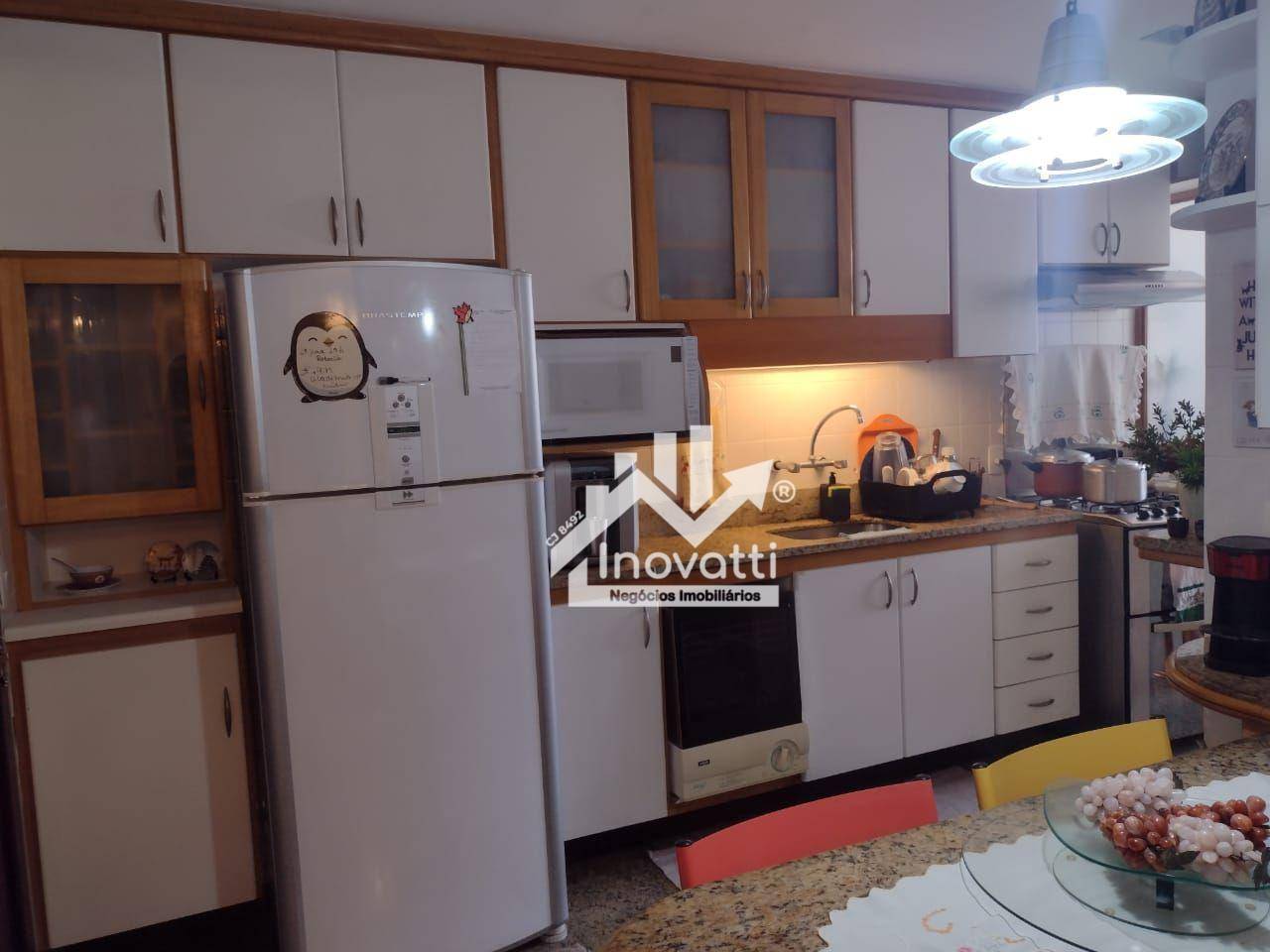 Apartamento à venda com 3 quartos, 140m² - Foto 37