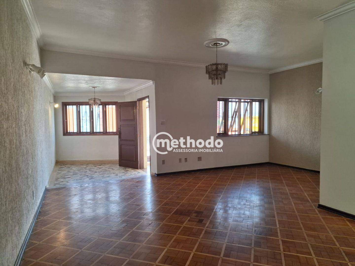 Casa à venda com 3 quartos, 203m² - Foto 8