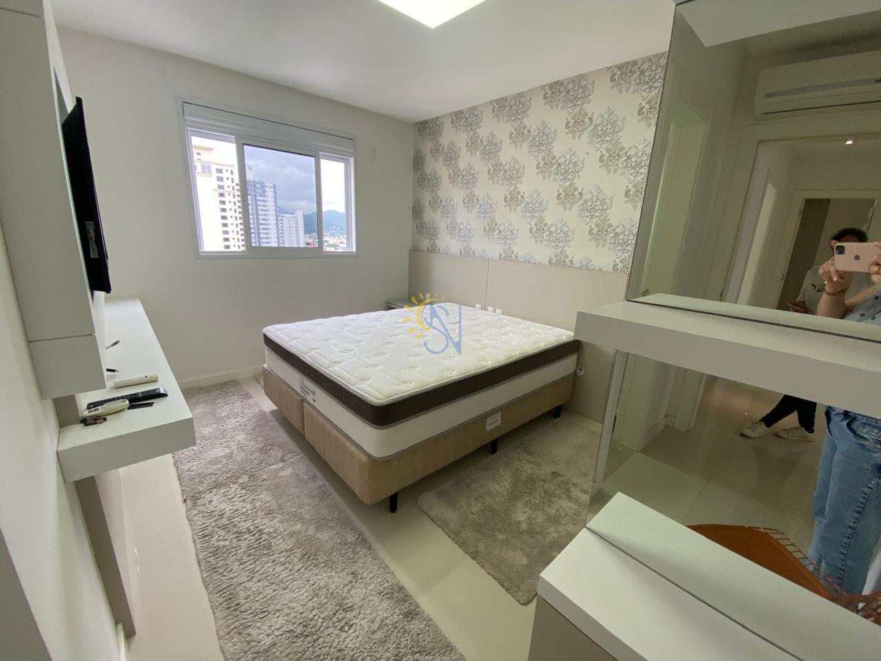 Apartamento para alugar com 3 quartos, 130m² - Foto 16