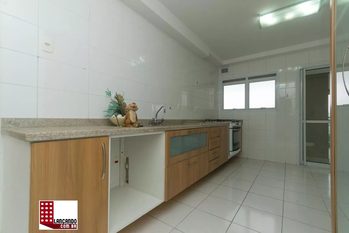 Apartamento à venda com 3 quartos, 213m² - Foto 7