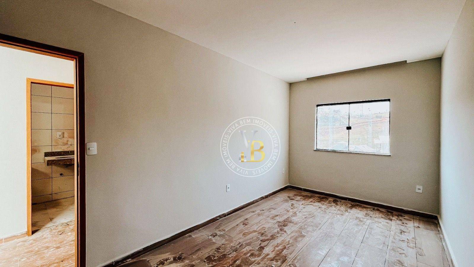 Casa à venda com 4 quartos, 150m² - Foto 17