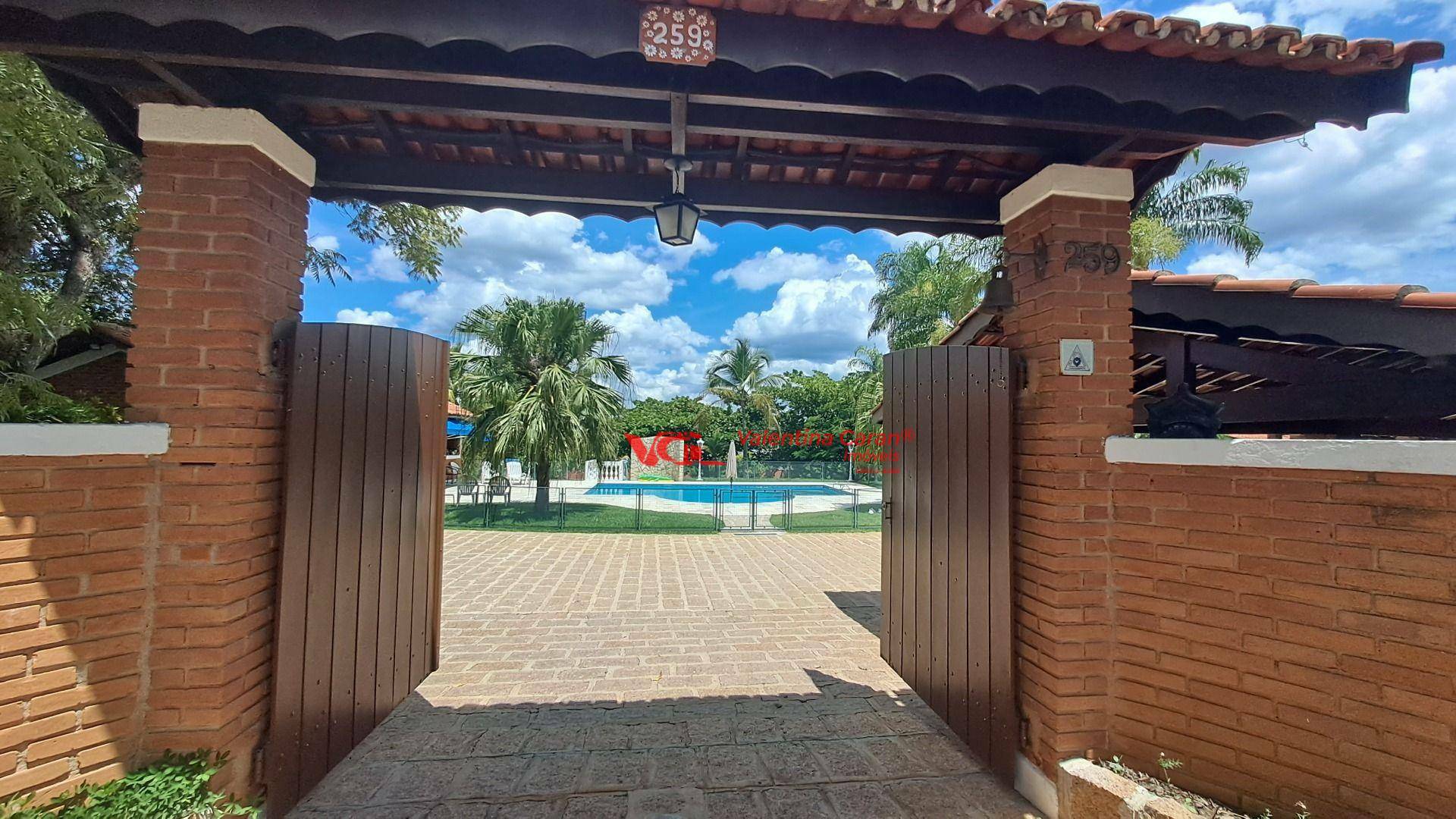 Chácara à venda com 3 quartos, 375m² - Foto 2