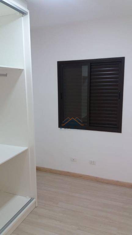 Apartamento para alugar com 3 quartos, 64m² - Foto 12