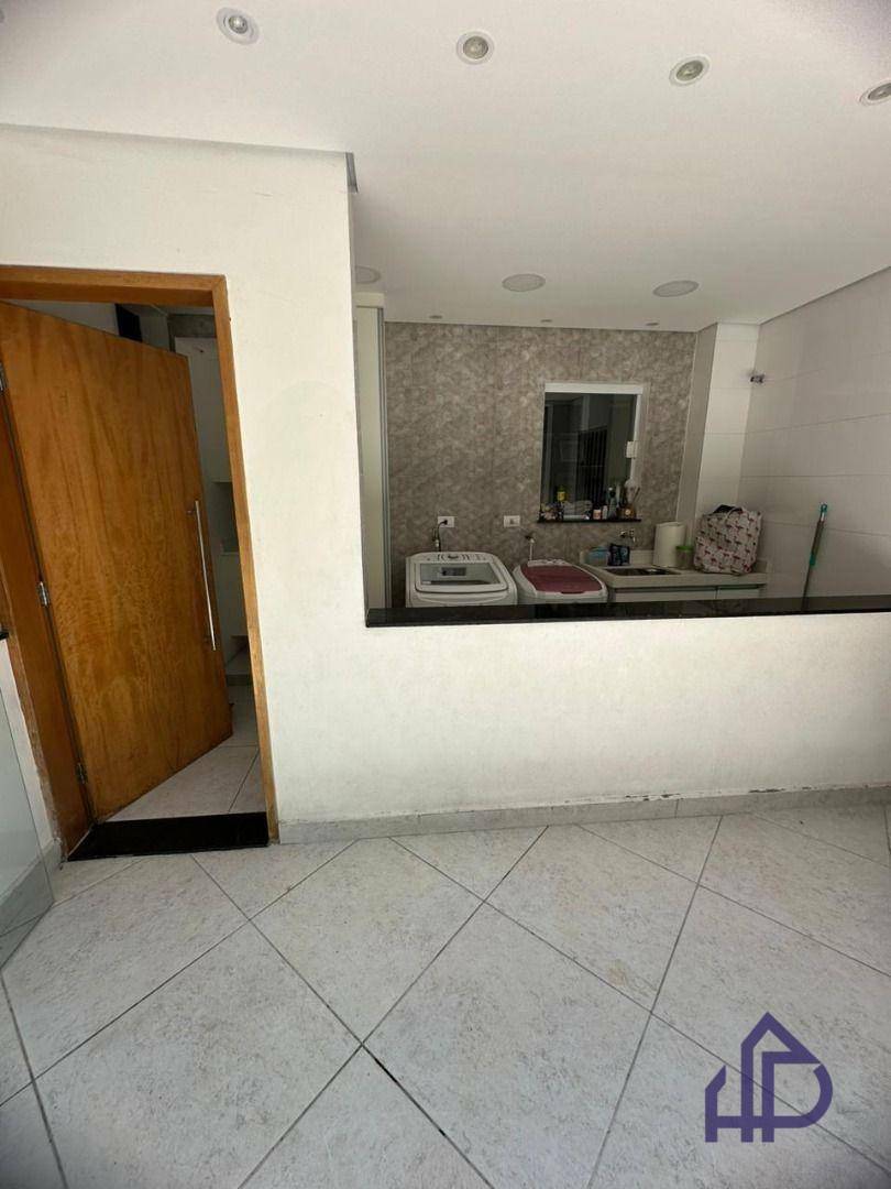 Casa para alugar com 3 quartos, 313m² - Foto 47