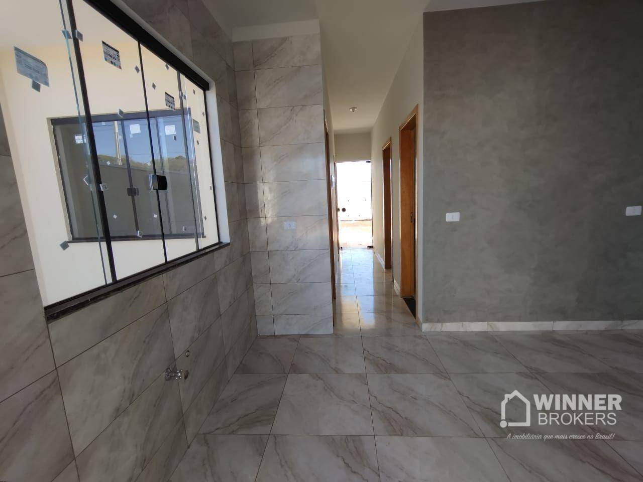 Casa à venda com 3 quartos, 80m² - Foto 2