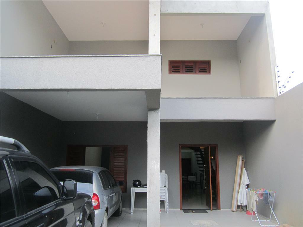 Casa à venda com 4 quartos, 244m² - Foto 2