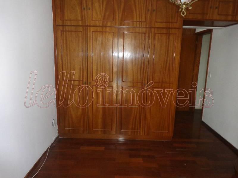 Apartamento para alugar com 3 quartos, 219m² - Foto 9