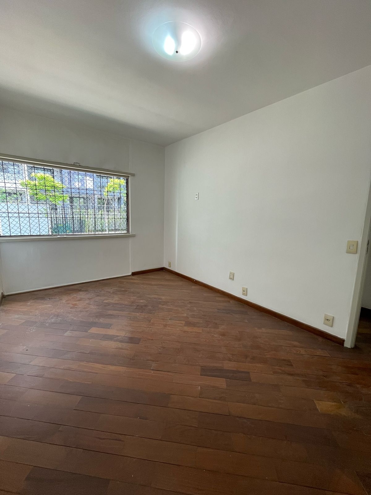 Casa à venda com 3 quartos, 198m² - Foto 8