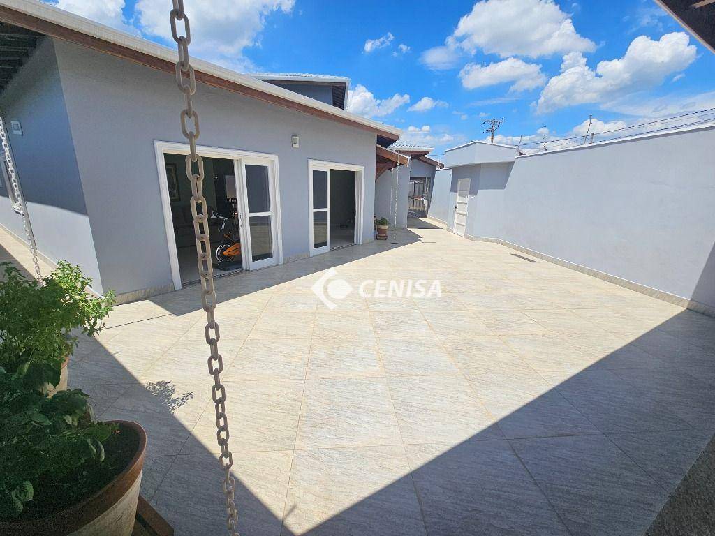 Casa à venda com 3 quartos, 236m² - Foto 8