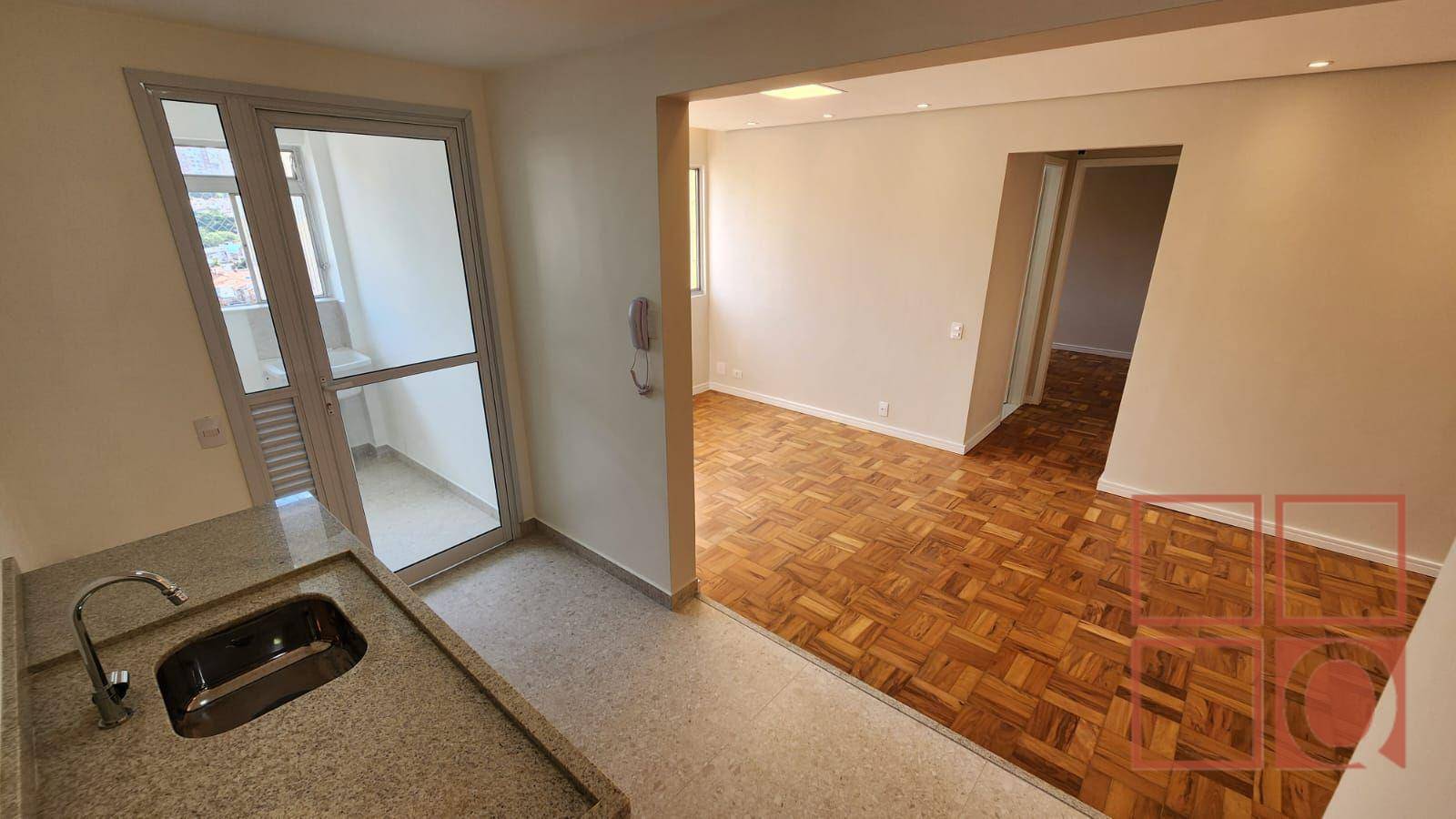 Apartamento à venda com 2 quartos, 67m² - Foto 7