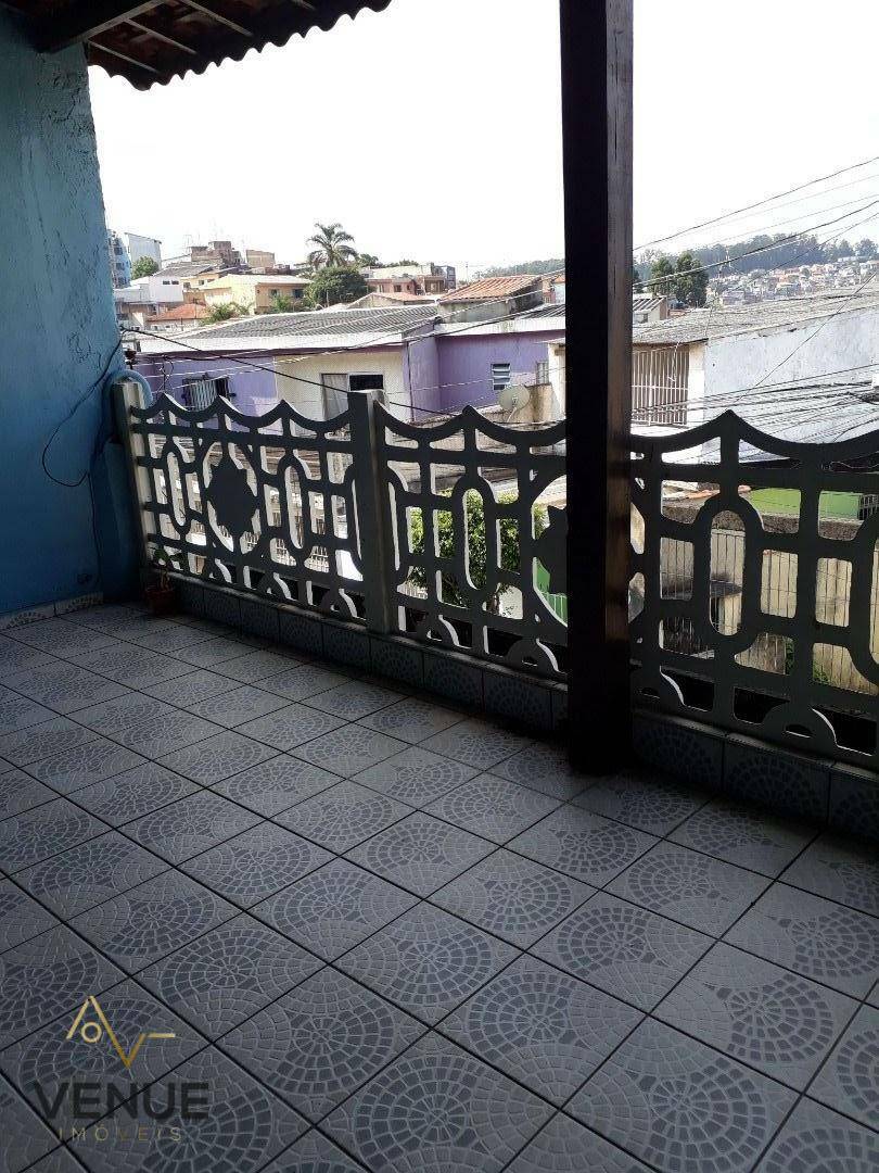 Sobrado à venda e aluguel com 3 quartos, 218m² - Foto 14