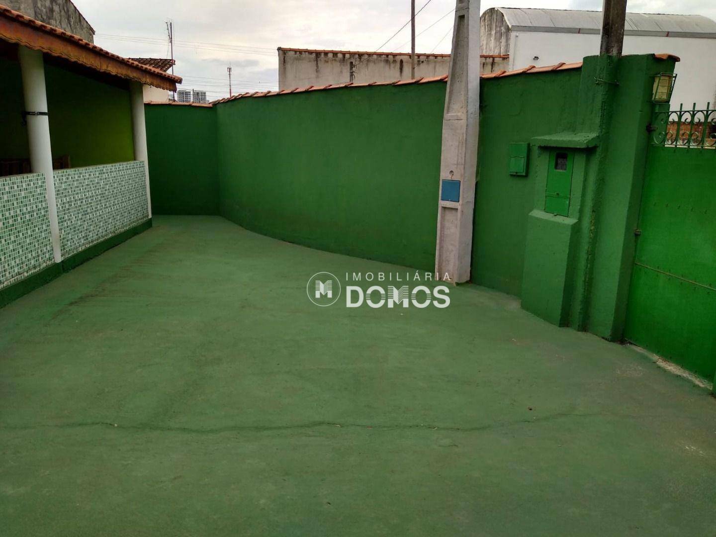 Casa à venda com 2 quartos, 140m² - Foto 8