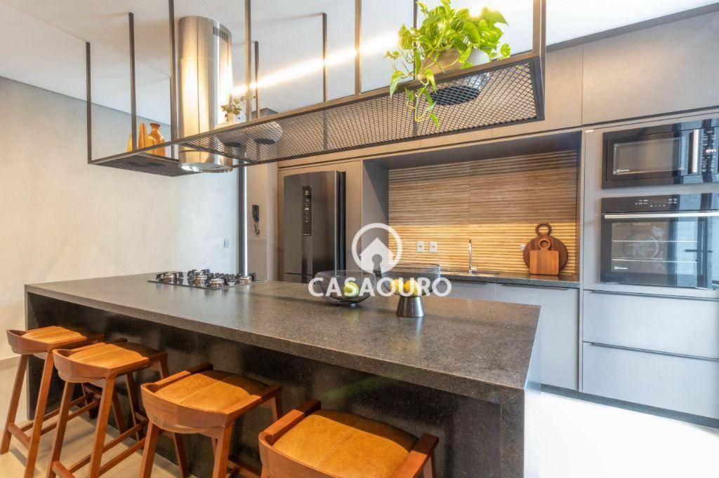 Apartamento à venda com 4 quartos, 150m² - Foto 32