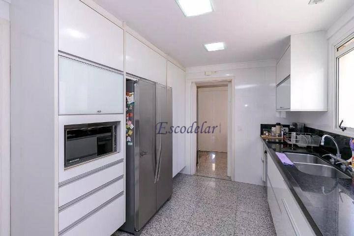 Apartamento à venda com 4 quartos, 252m² - Foto 14