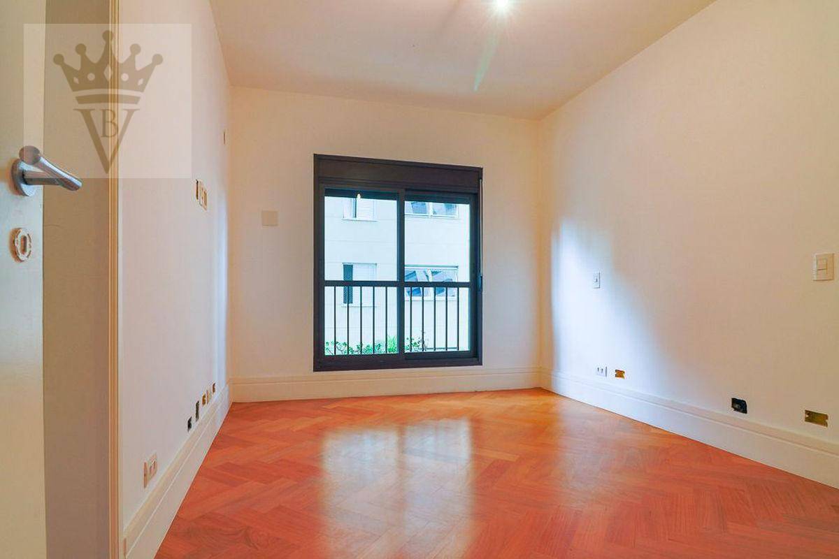 Apartamento à venda com 3 quartos, 207m² - Foto 7