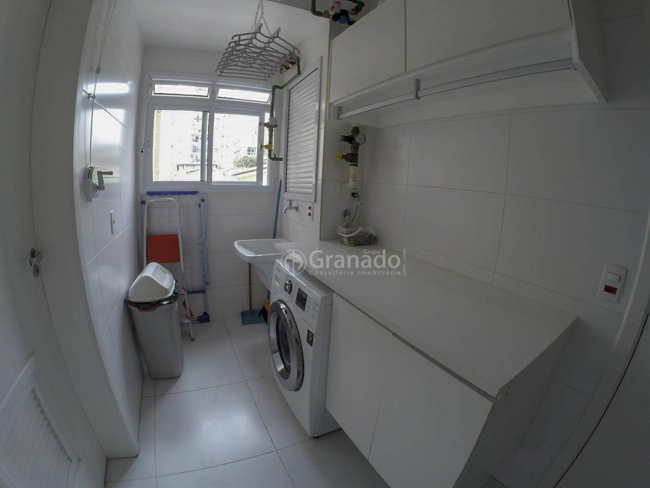 Apartamento à venda com 3 quartos, 140m² - Foto 10