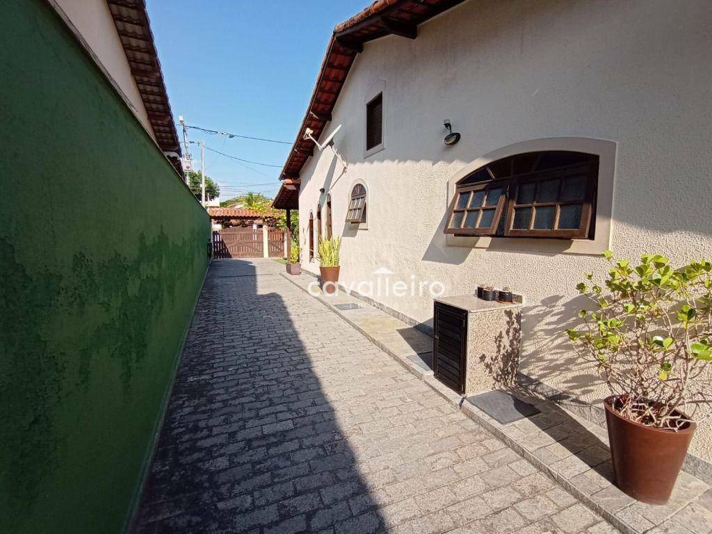 Casa à venda com 4 quartos, 275m² - Foto 34