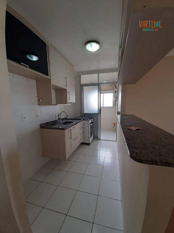 Apartamento à venda com 3 quartos, 65m² - Foto 13