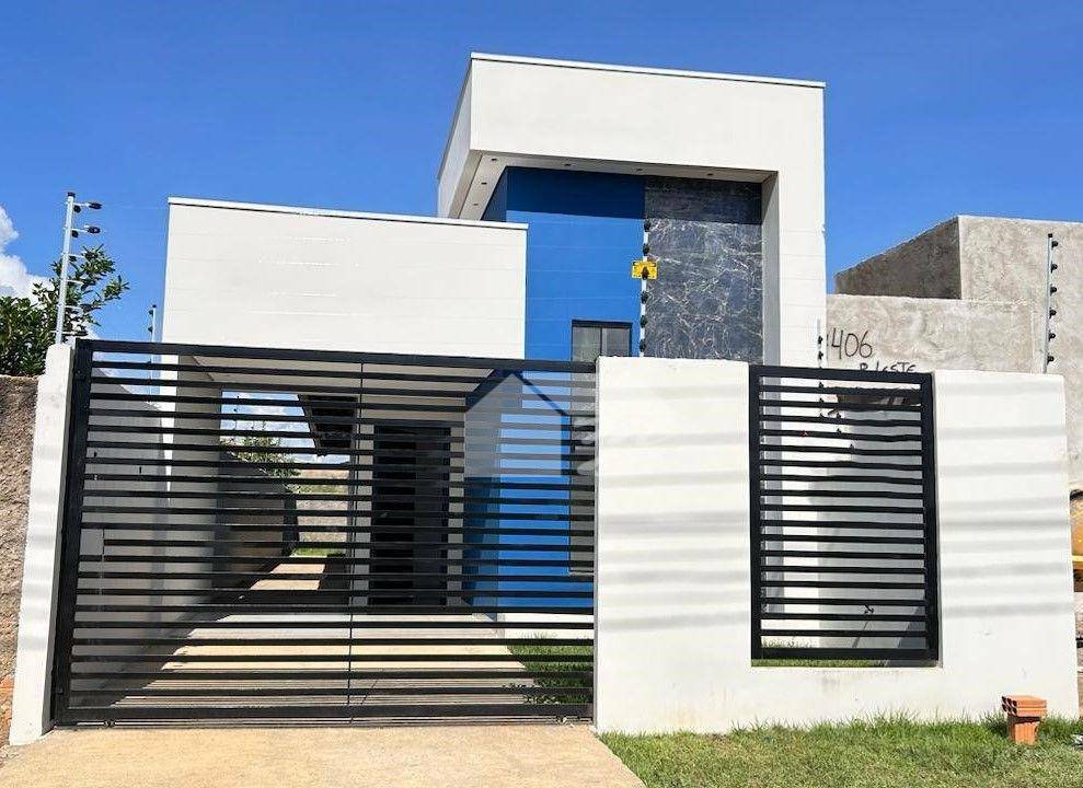 Casa à venda com 3 quartos, 85m² - Foto 1