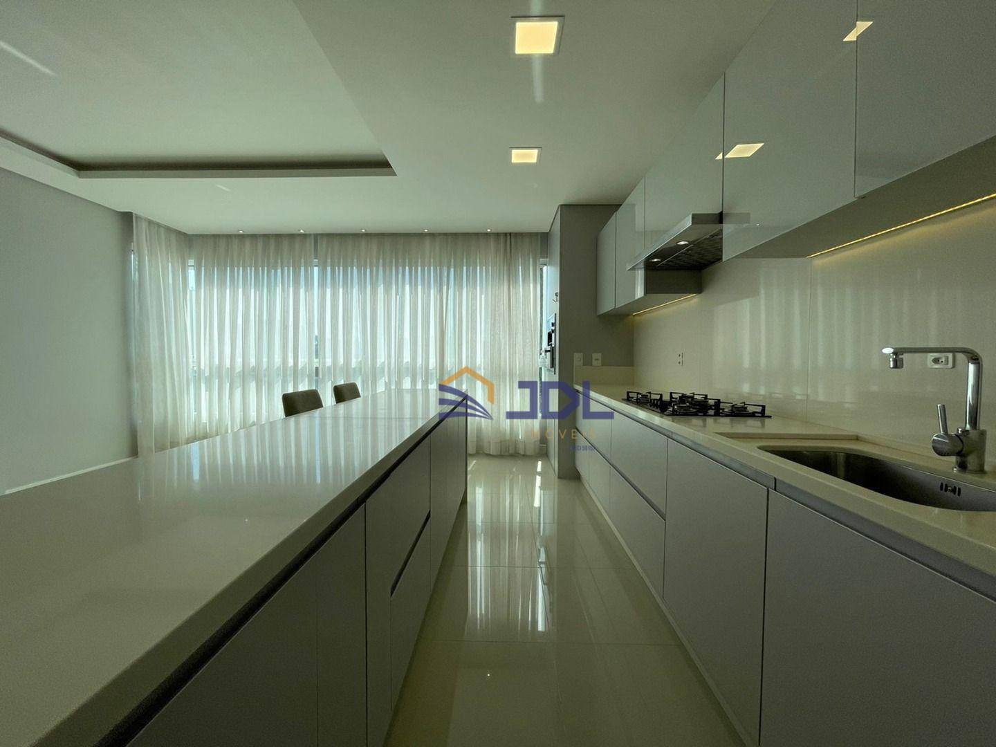 Apartamento, 3 quartos, 133 m² - Foto 2