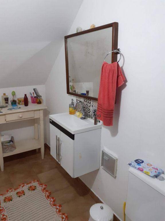 Sobrado à venda com 3 quartos, 253m² - Foto 11