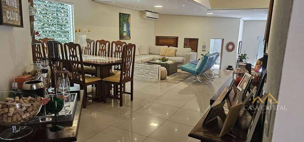 Casa de Condomínio à venda com 3 quartos, 358m² - Foto 4