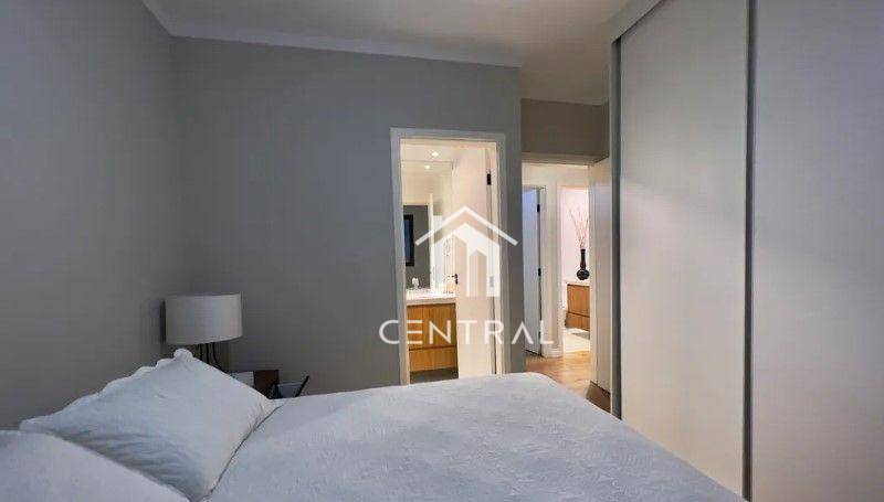 Apartamento à venda com 3 quartos, 122m² - Foto 13