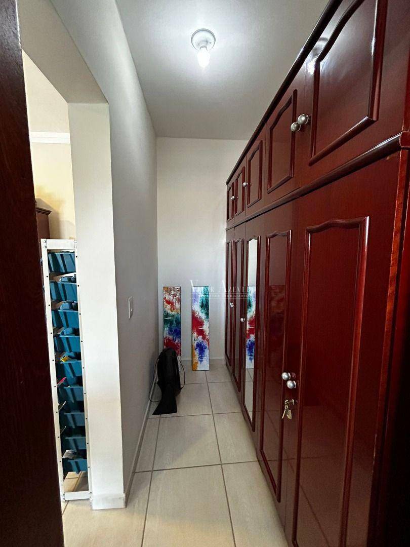 Sobrado à venda com 3 quartos, 286m² - Foto 28