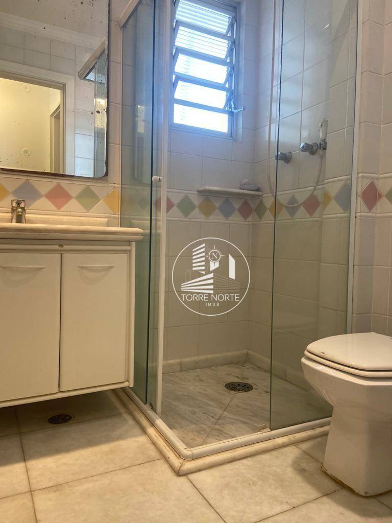 Apartamento à venda com 3 quartos, 218m² - Foto 22