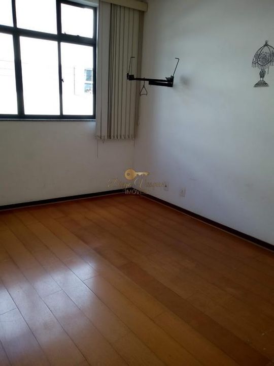 Apartamento à venda com 2 quartos, 60m² - Foto 4