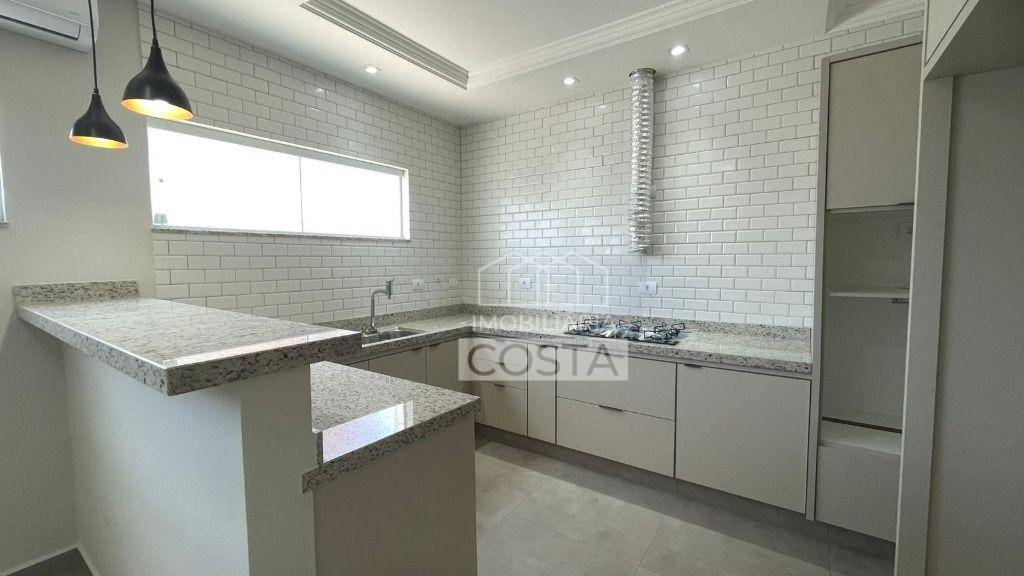 Casa, 3 quartos, 320 m² - Foto 4