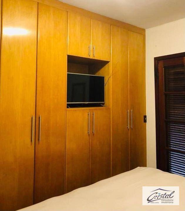 Casa à venda com 4 quartos, 450m² - Foto 17