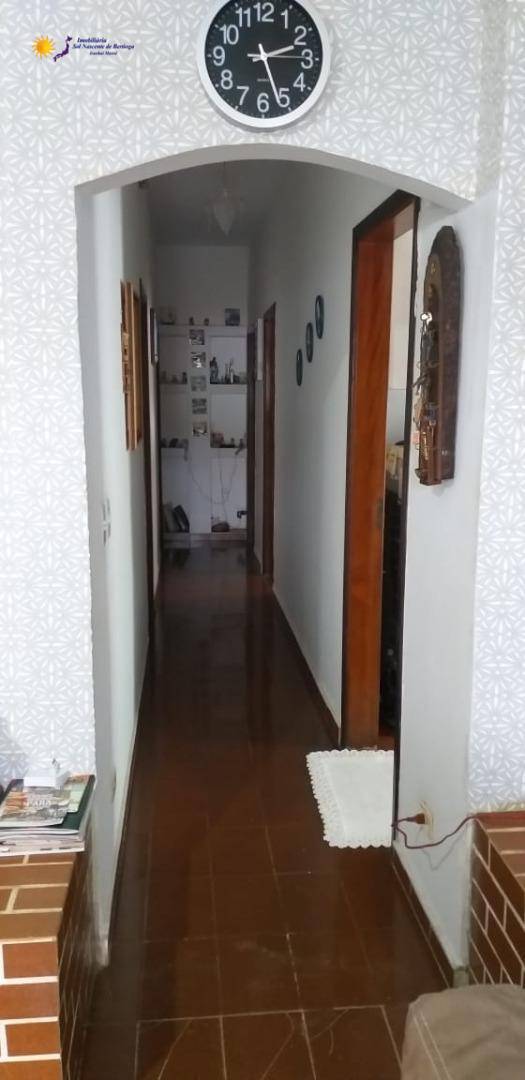 Casa à venda com 4 quartos, 271m² - Foto 8