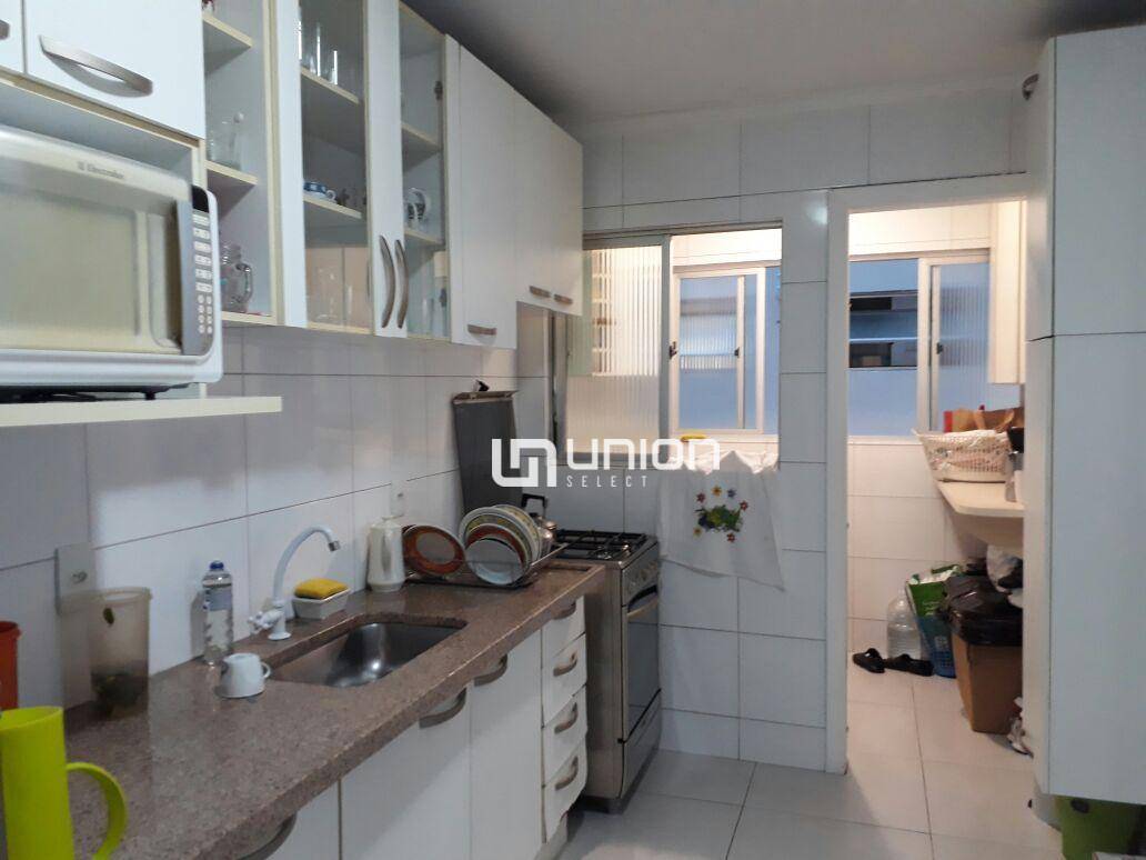 Apartamento à venda com 3 quartos, 102m² - Foto 3