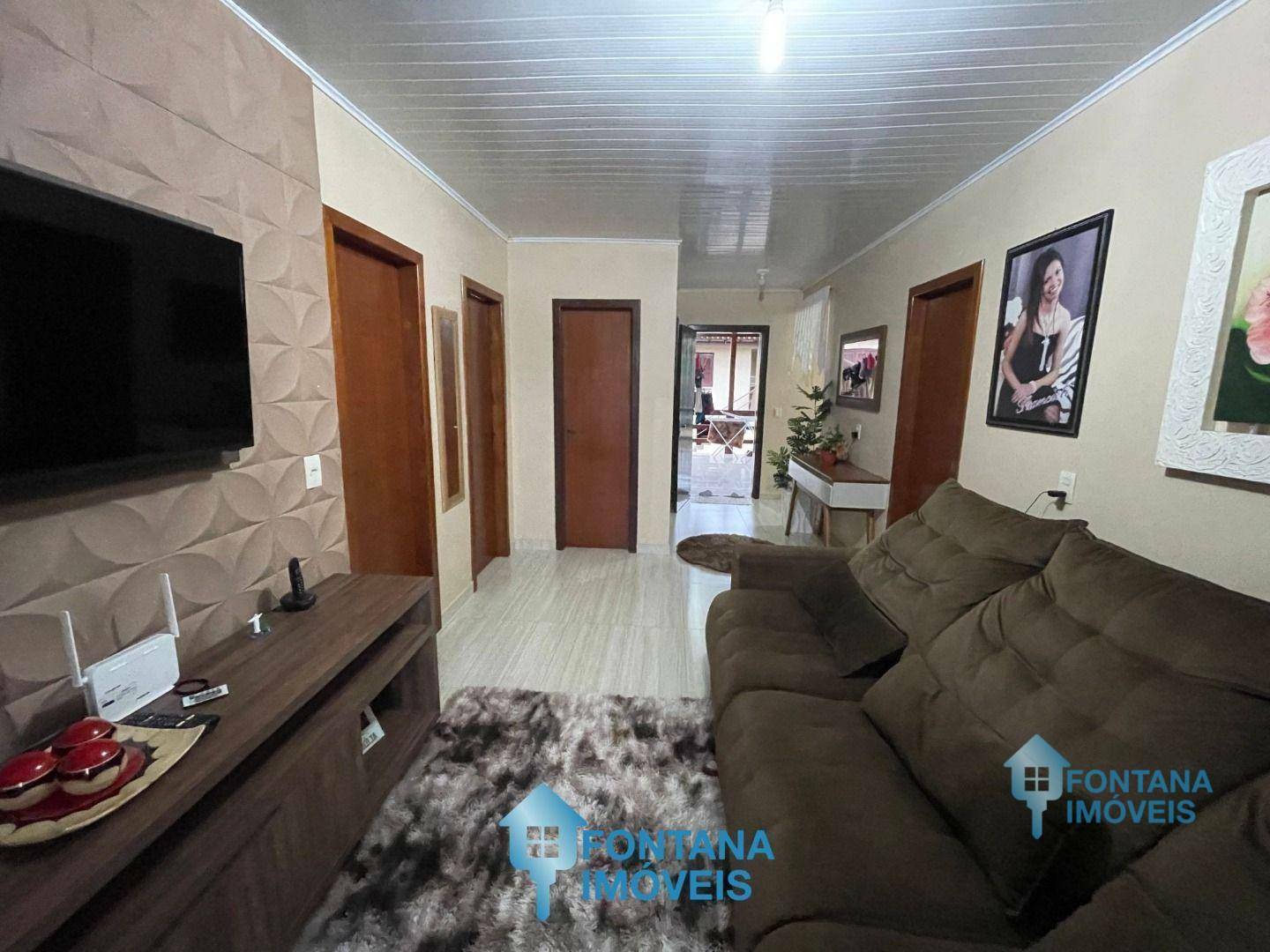 Casa à venda com 3 quartos, 340m² - Foto 2