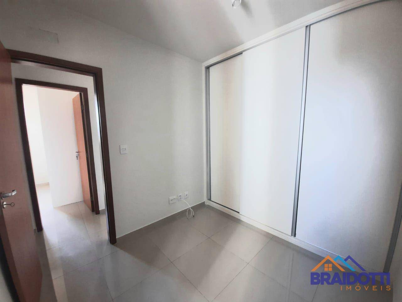 Apartamento à venda com 3 quartos, 76m² - Foto 19