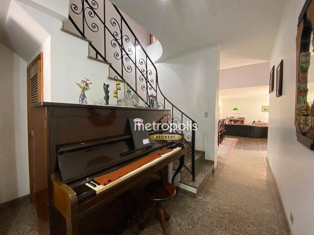 Casa à venda com 5 quartos, 320m² - Foto 33