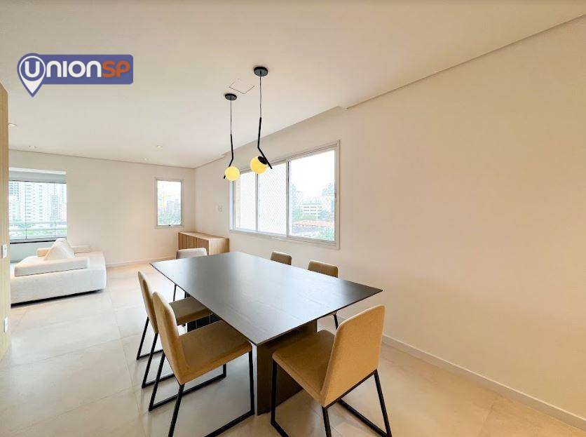 Apartamento à venda com 3 quartos, 137m² - Foto 4