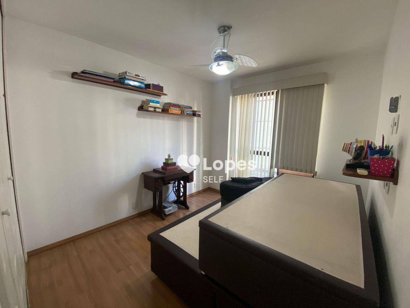 Apartamento à venda com 4 quartos, 140m² - Foto 11