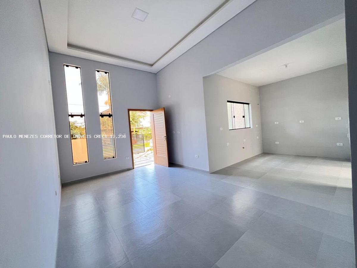 Casa à venda com 3 quartos, 180m² - Foto 5