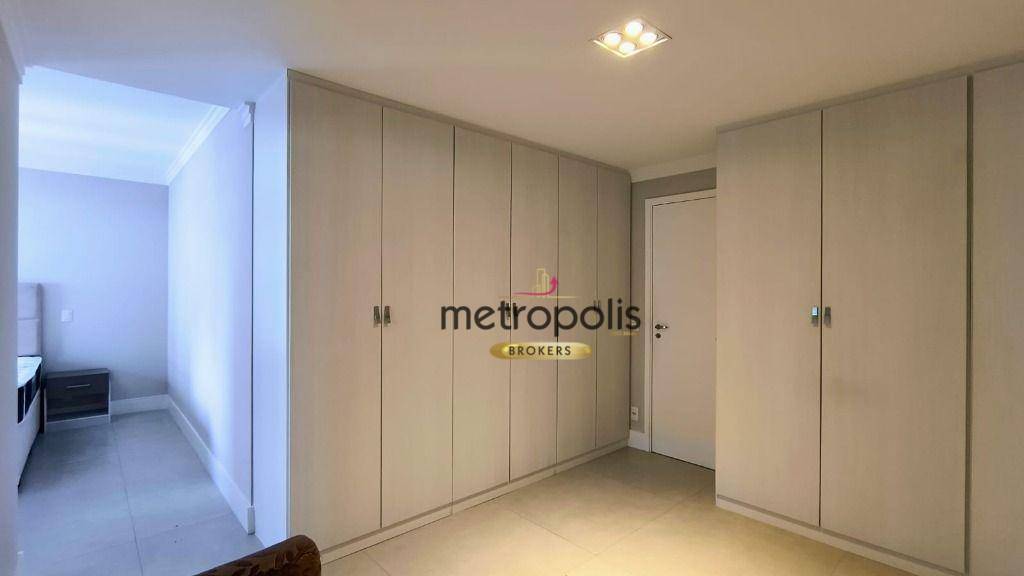 Apartamento para alugar com 3 quartos, 234m² - Foto 17