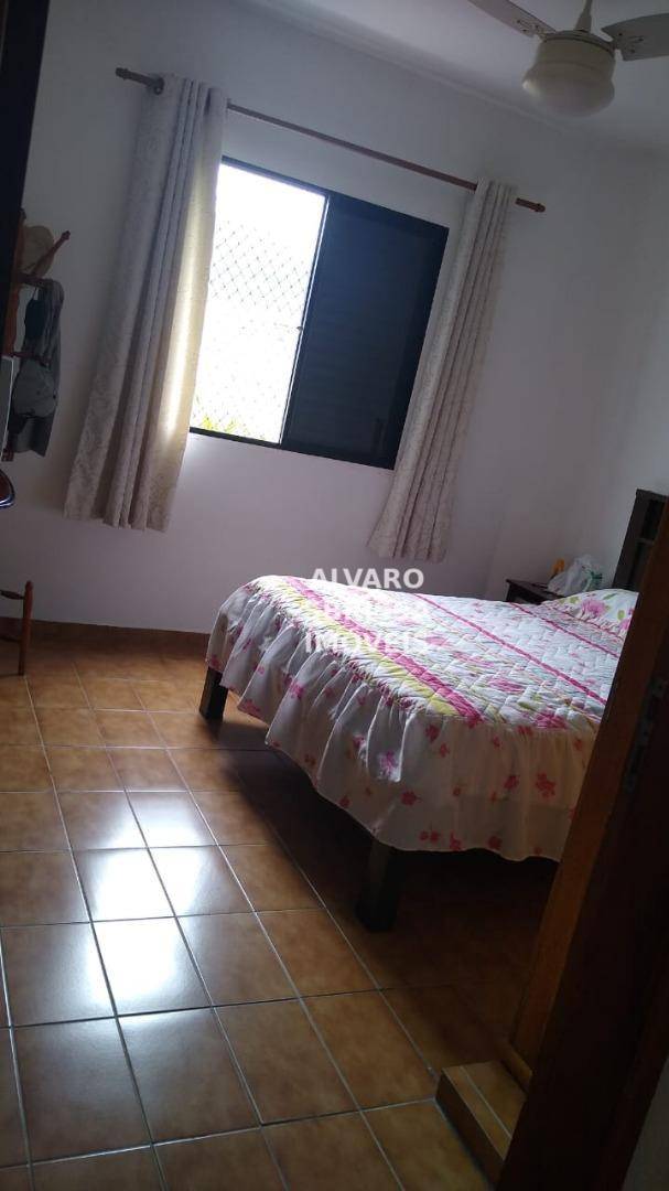 Apartamento à venda com 2 quartos, 100m² - Foto 11