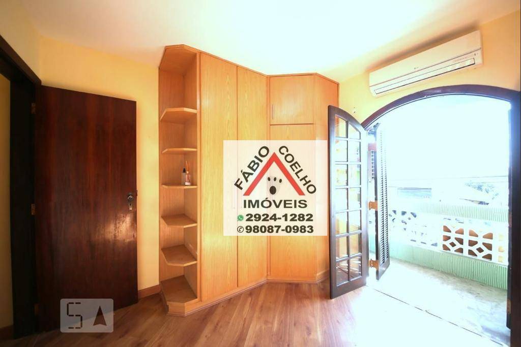 Casa à venda com 2 quartos, 156m² - Foto 18