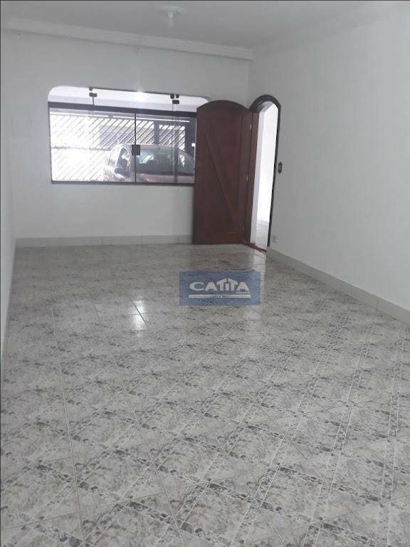 Sobrado à venda com 3 quartos, 218m² - Foto 2