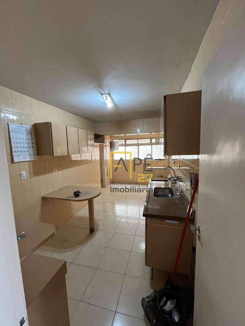 Apartamento à venda com 3 quartos, 120m² - Foto 13