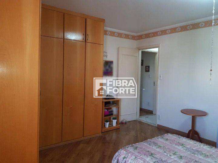 Apartamento à venda com 3 quartos, 145m² - Foto 22