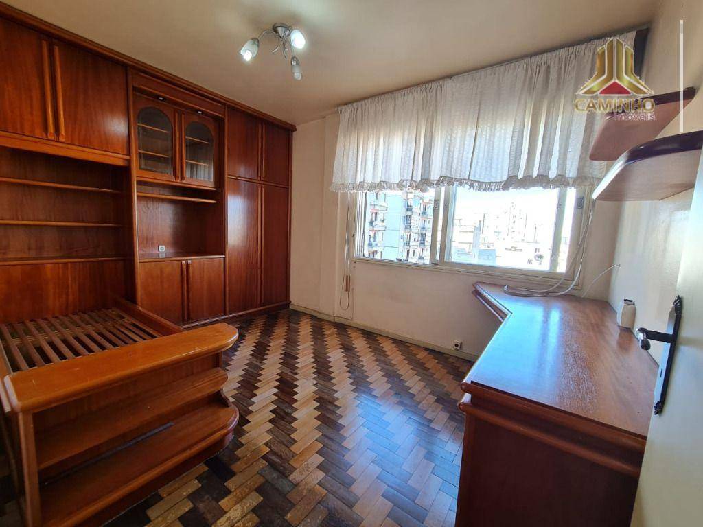 Apartamento à venda com 3 quartos, 121m² - Foto 13